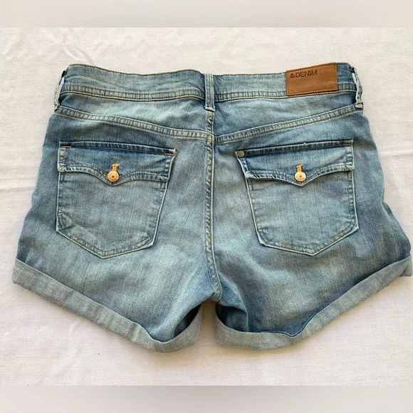 H&M Women Denim Shorts - Picture 6 of 7